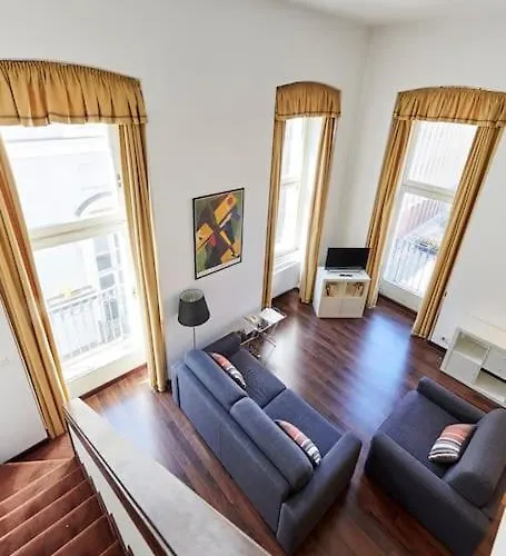Loft Luxury - Piazza Castello Porta Susa アパート